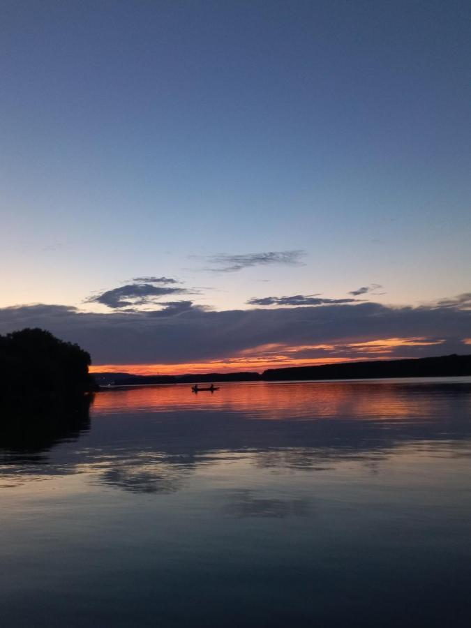 Bora Kuce Na Reci Villa Belgrado Buitenkant foto